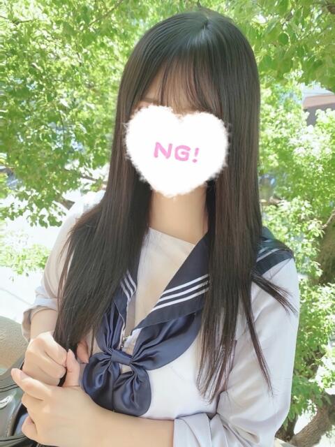 ☆いろは☆ 学校帰りの妹に手コキしてもらった件 谷九（オナクラ）