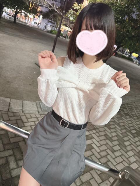 くるみ『経験激浅・最高コミュ力清楚系美女✨』 錦糸町派遣型JKリフレガチあい（派遣リフレ）