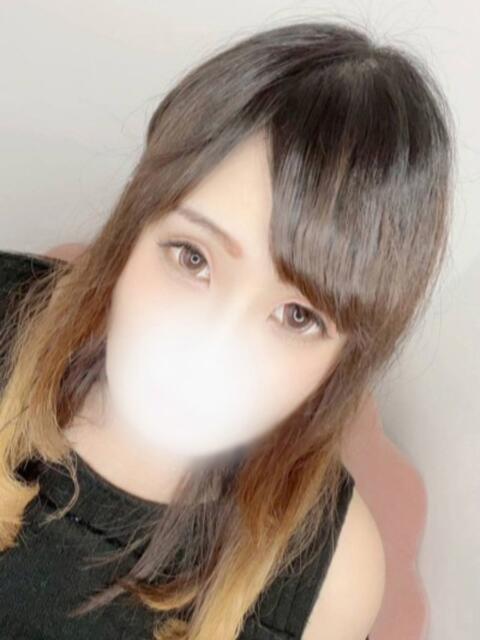 あきほ とある風俗店♡やりすぎさーくる新宿大久保店♡で色んな無料オプションしてみました（デリヘル）