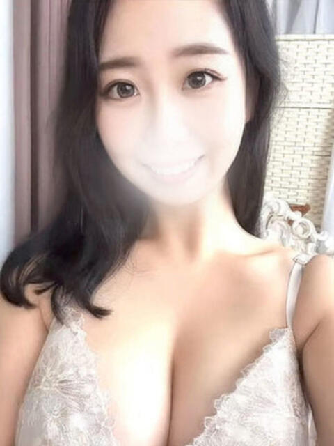 如月めがみ 断りきれない美人マッサージ嬢たち（デリヘル＆エステ）