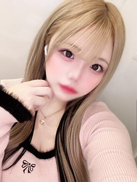 えりさ とある風俗店♡やりすぎさーくる新宿大久保店♡で色んな無料オプションしてみました（デリヘル）