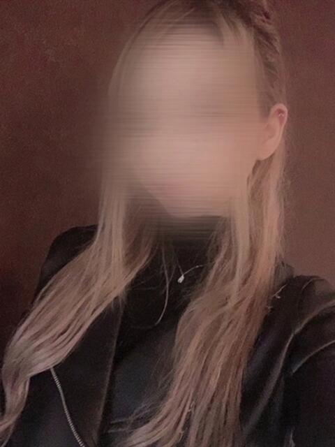 なぎ タレント倶楽部シャングリラ(派遣型性感エステ)