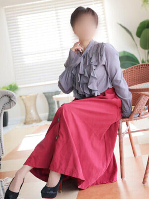 鈴子 ご奉仕奥様倶楽部(人妻・熟女デリヘル)