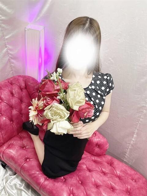 えみ クイーン＆プリンセス【完全日本人専門店】（デリヘル）