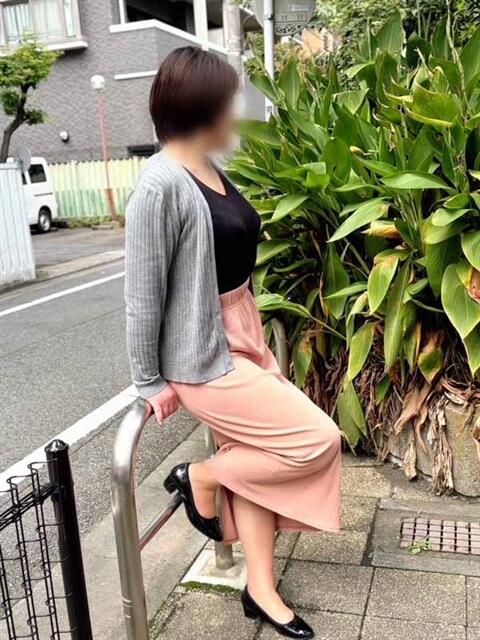 岩槻　あすか 熟女パラダイス池袋店(カサブランカグループ)（人妻熟女デリへル）