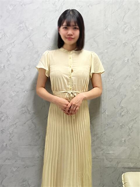 みなみ 渋谷くいーんず（素人専門ホテヘル＆デリヘル）