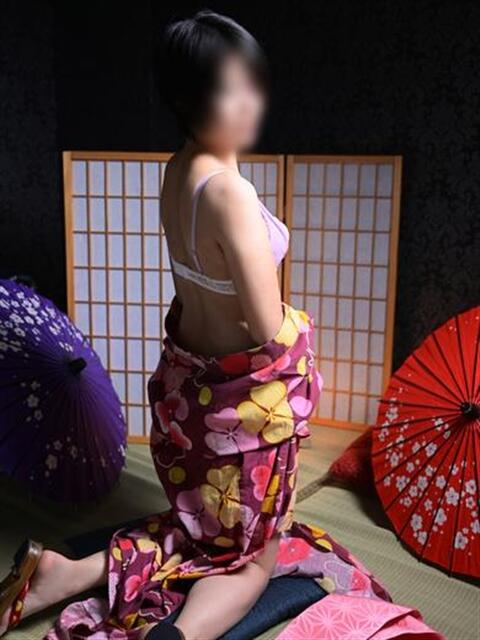 森下なお 華女(かのじょ) 松山店（ファッションヘルス）