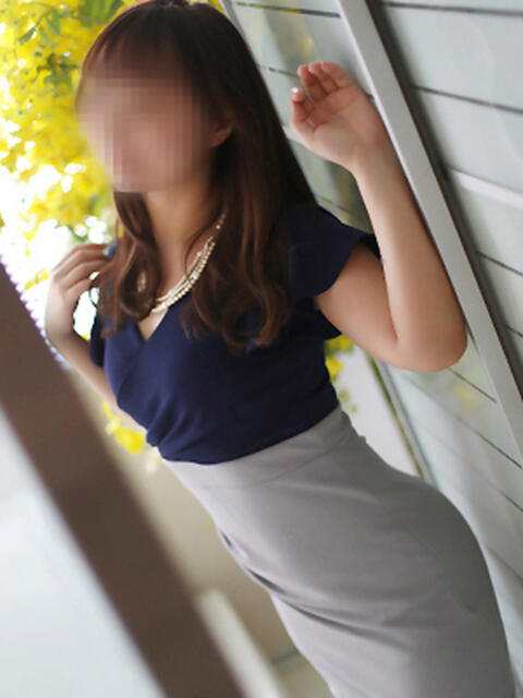 仲道(なかみち) 人妻出逢い会 百合の園 山の手本店（人妻系デリヘル）