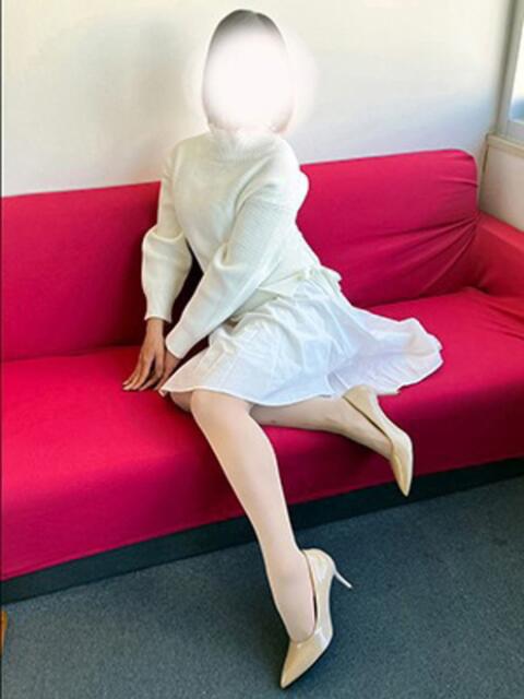 ひろな 大阪ミナミ人妻援護会（人妻系デリヘル）