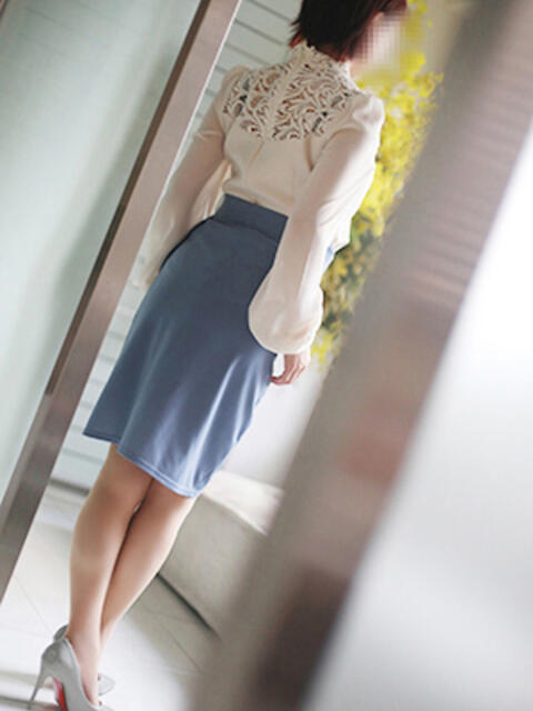 紗織(さおり) 人妻出逢い会 百合の園 品川店（人妻系待合せデリヘル）