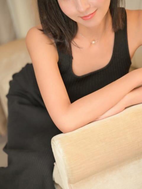 内山七海 永遠来都(高級デリヘル)