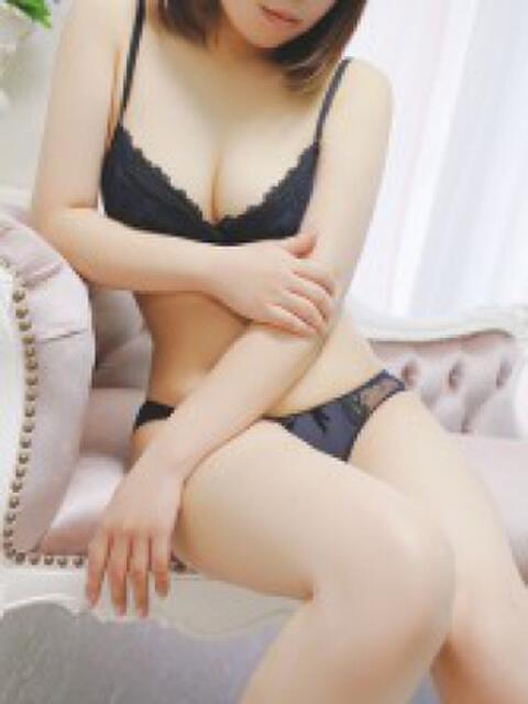 こゆき 横浜人妻花壇本店（人妻デリヘル）