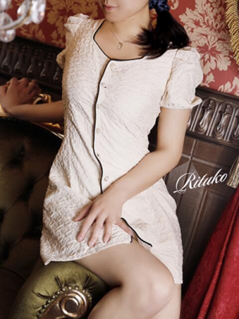 りつこ 横浜人妻花壇本店（人妻デリヘル）