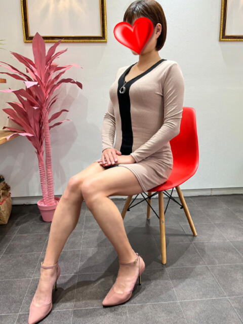 福島 ようこ HANA-okinawa-（人妻系デリヘル）