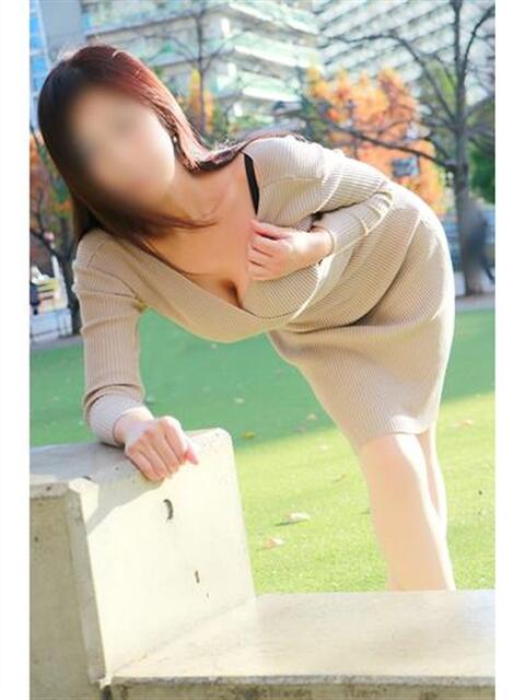 うみ 奥鉄オクテツ東京店(デリヘル市場)(駅待ち合わせ型人妻デリヘル)