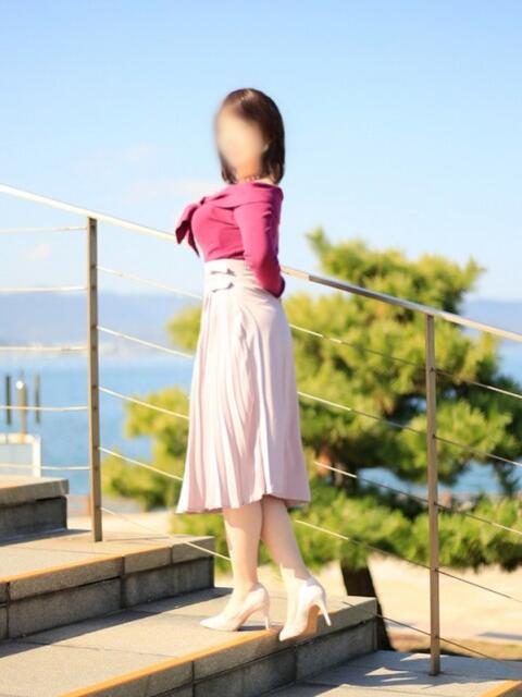 綾野 りこ こあくまな熟女たち 善通寺・丸亀店(KOAKUMAグループ)(熟女・人妻デリヘル)