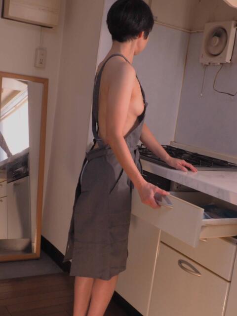 星野あさみ おいしい人妻熟女（人妻熟女系デリヘル）