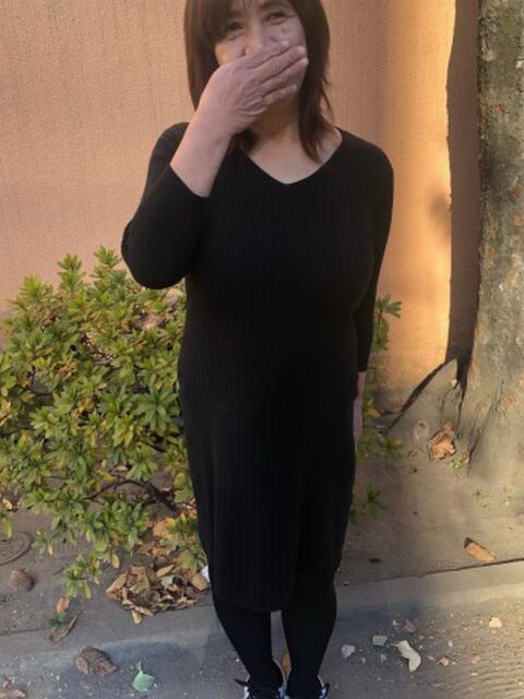 もえ クイーン（鶯谷）（熟女デリヘル）