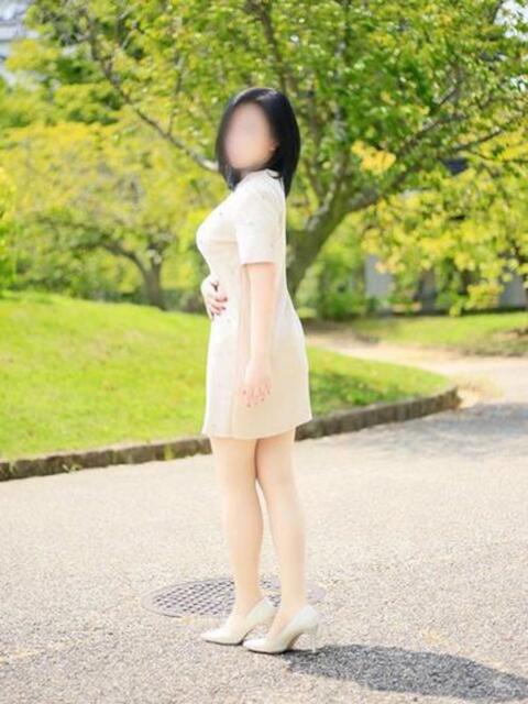 栗栖 真由 こあくまな熟女たち 京都店(KOAKUMAグループ)（人妻・熟女デリヘル）