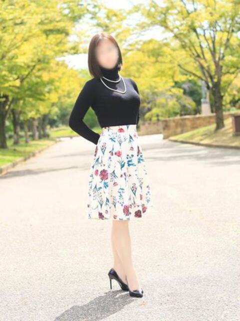 鳴宮 さつき こあくまな熟女たち 京都店(KOAKUMAグループ)（人妻・熟女デリヘル）