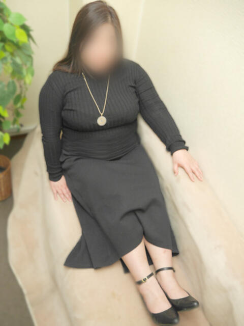 いずみ かわいい熟女＆おいしい人妻 町田店（人妻系デリヘル）