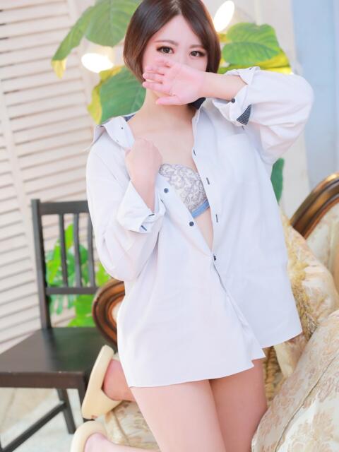 えな HONEY BROWN（セクキャバ）