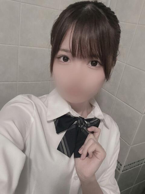 ひなた ハンドキャンパス池袋（店舗型オナクラ）