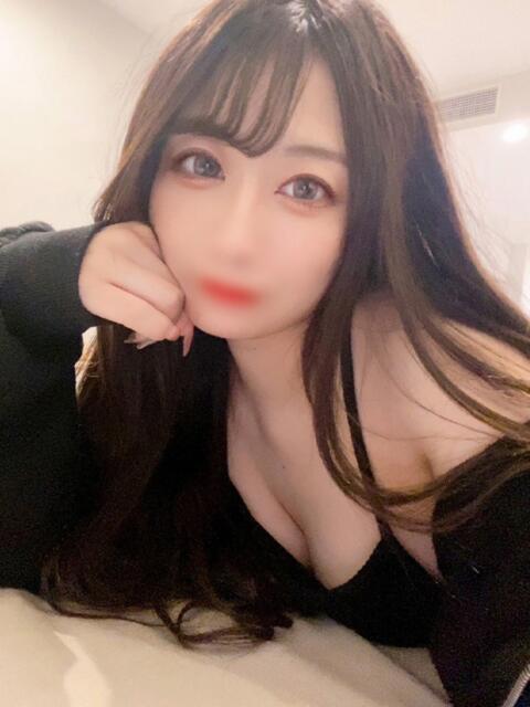 つぐみ クラブ バレンタイン大阪（素人美女専門デリヘル）