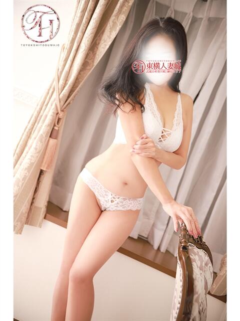 りお 川崎・東横人妻城（人妻路上待ち合わせデリヘル）