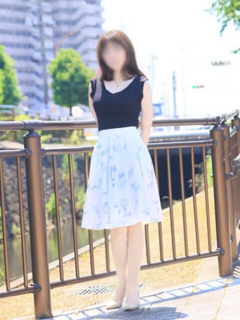 奏ゆりか こあくまな熟女たち三河店(KOAKUMAグループ)(人妻・熟女デリヘル)