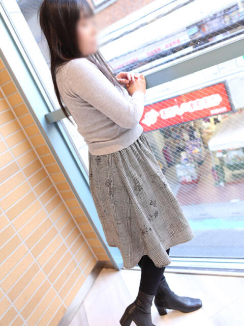 新田 越谷ママ秘密のオフ会（人妻デリヘル）