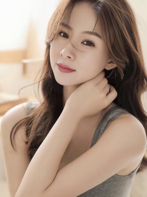 りさ ラッキーラッキー（アジアンデリヘル）