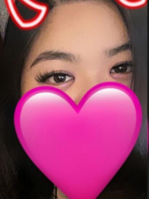 えりな【ダイナマイトHカップ】 かりゆしOLの秘密【20代沖縄美女多数在籍-デリヘル×ヌードエステ】（性感エステ＆デリヘル）