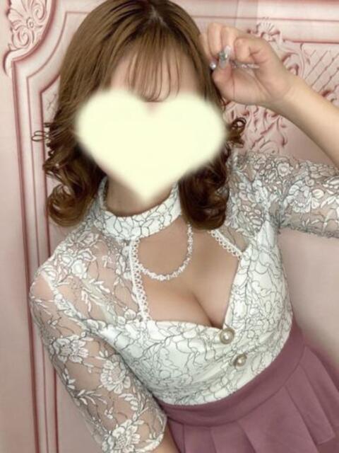 うらら★1億分の1のSSS級美女 かりゆしOLの秘密【20代沖縄美女多数在籍-デリヘル×ヌードエステ】（性感エステ＆デリヘル）