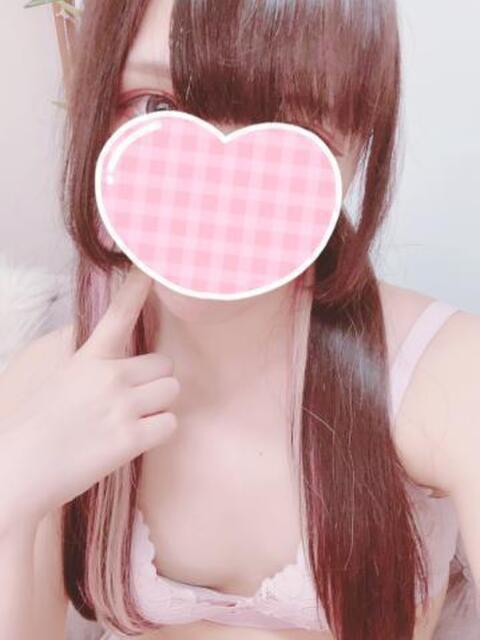 相葉あおい 池袋3P複数プレイ専門店 ハーレム(ホテヘル&デリヘル)