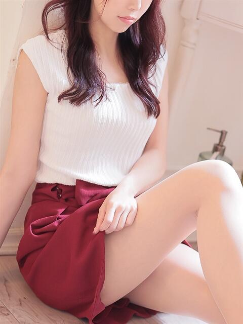 前田 亜季 熟女・人妻マダム宮殿（デリヘル）