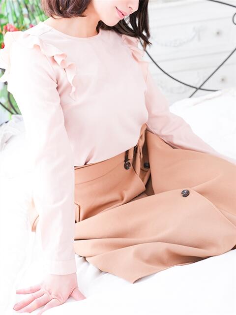 白城 あやか 熟女・人妻マダム宮殿(デリヘル)