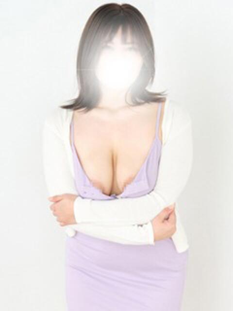るり 巨乳痴女専門店 萌えの隣人 新宿店(巨乳痴女専門ホテヘル)