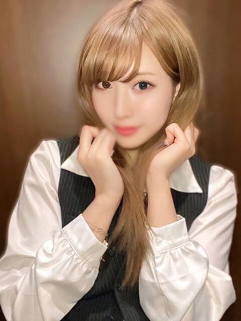 えみり 制服これくしょん(ホテヘル&デリヘル)