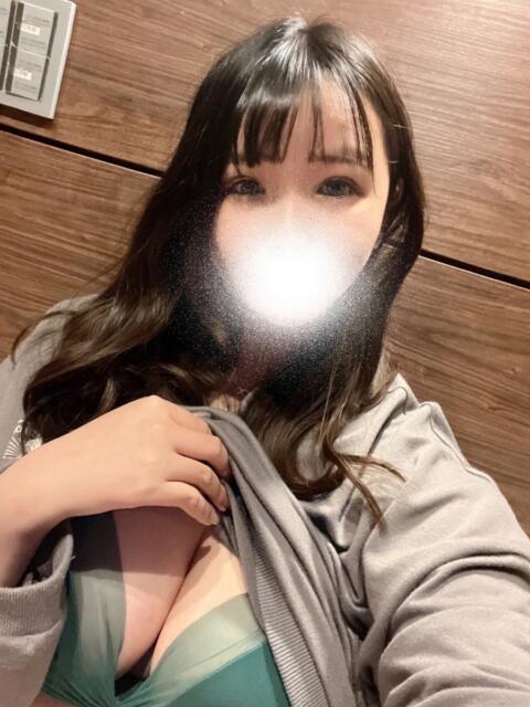 るりか【プレミア嬢】 ピーチハニー（デリヘル）