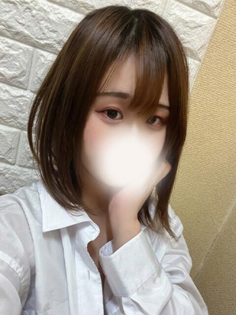 ルカ(元気なロリ美少女) ペロ×2キャンディ(デリヘル)