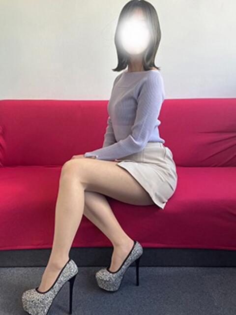 まほ 大阪ミナミ人妻援護会（人妻系デリヘル）