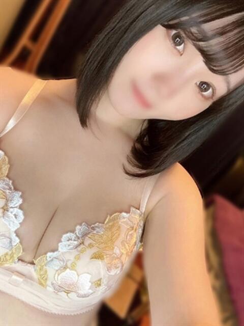 うみ クラブ バレンタイン大阪(素人美女専門デリヘル)