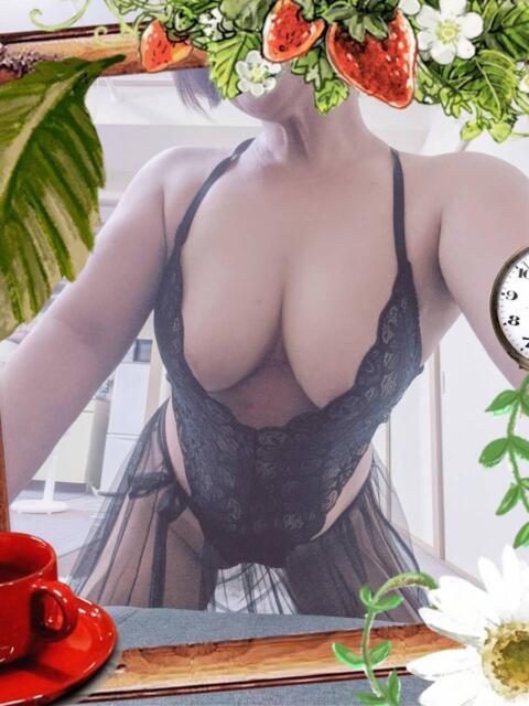 まりこ 人妻の楽園(博多)(人妻デリヘル)