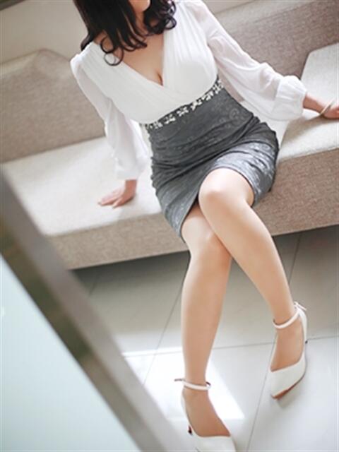 美奈斗(みなと) 人妻出逢い会 百合の園 山の手本店（人妻系デリヘル）