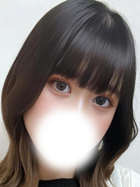 菊菜りり ハプニング痴漢電車or全裸入室（ホテヘル）