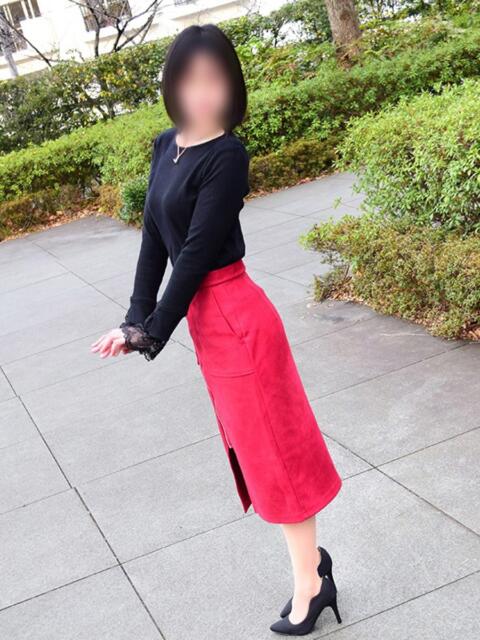 凛玖 東京人妻フォーシーズンズ（人妻・熟女待ち合わせデリヘル）