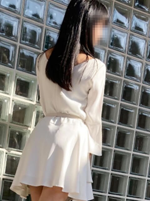 来栖(くるす) 人妻出逢い会 百合の園 新宿店（人妻系デリヘル）