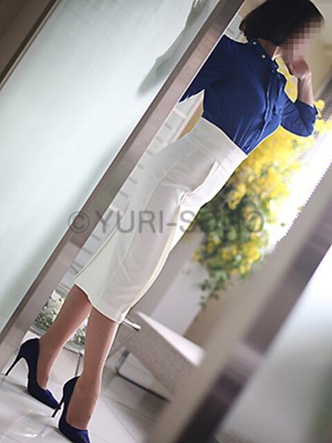 汐音(しおね) 人妻出逢い会 百合の園 新宿店（人妻系デリヘル）