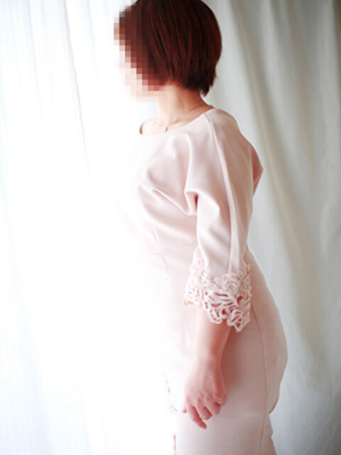 心(こころ) 人妻出逢い会 百合の園 新宿店(人妻系デリヘル)